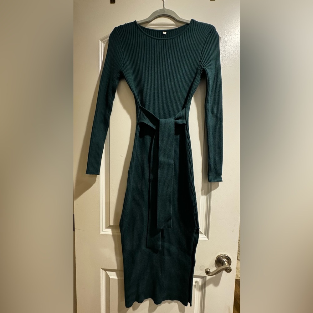 Midi Knit Dress / Dark Green- Small (4-6)